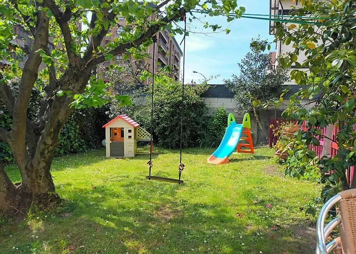 Apartamento En Casa Con Jardin + Garaje. E-bi-201 Apartamento Bilbau