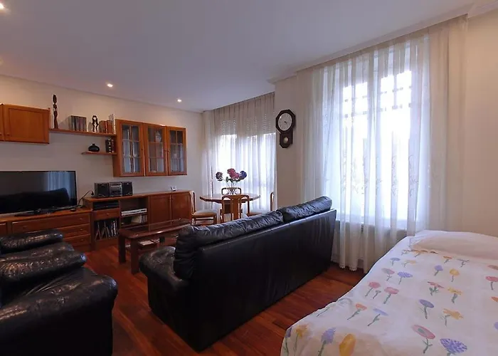 Apartamento En Casa Con Jardin + Garaje. E-bi-201 Bilbao