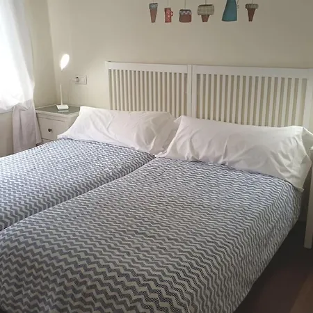公寓 Apartamento En Casa Con Jardin + Garaje. E-bi-201